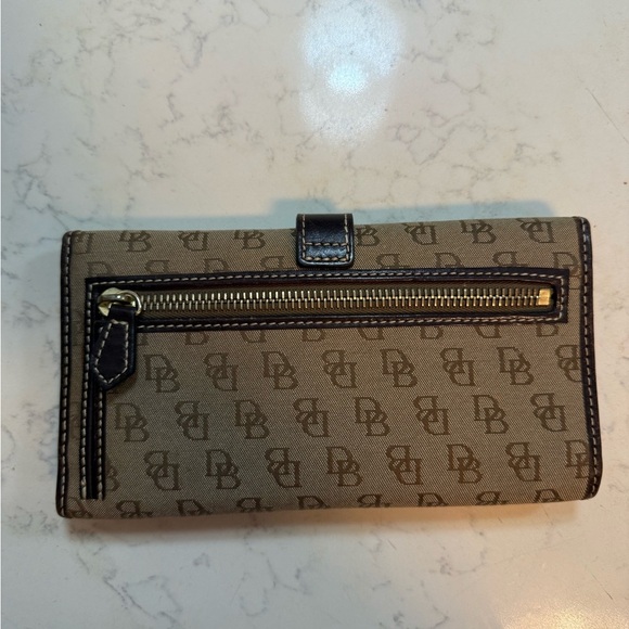 Dooney & Bourke Vintage Brown Canvas with Leather Trim Bifold Wallet Gold Buckle - Picture 9 of 16